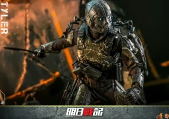 Warriors of Future (2022) - Tyler 1/6th Scale Hot Toys Action Figure