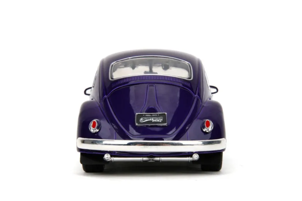 Wednesday (2022) - Wednesday Addams & Thing with Volkswagon Beetle Hollywood Rides 1/24th Scale Die-Cast Vehicle Replica