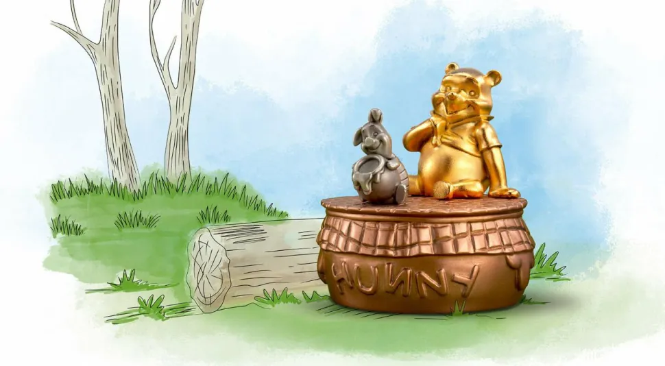 Winnie the Pooh - Limited Edition 4” Gilt Music Carousel