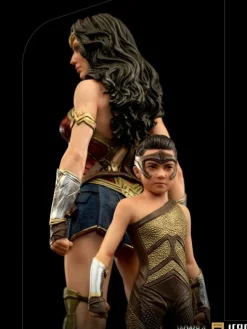 Wonder Woman 1984 - Wonder Woman & Young Diana Deluxe 1/10th Scale Statue