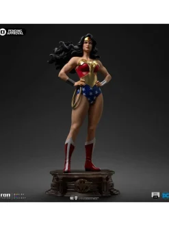 Wonder Woman - Wonder Woman (DC Trinity) Legacy Replica 1/4 Scale Statue