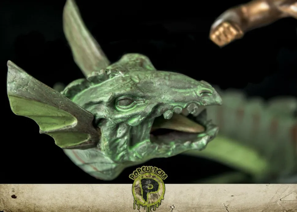 Wonder Woman - Wonder Woman vs Hydra Mini Patina Statue