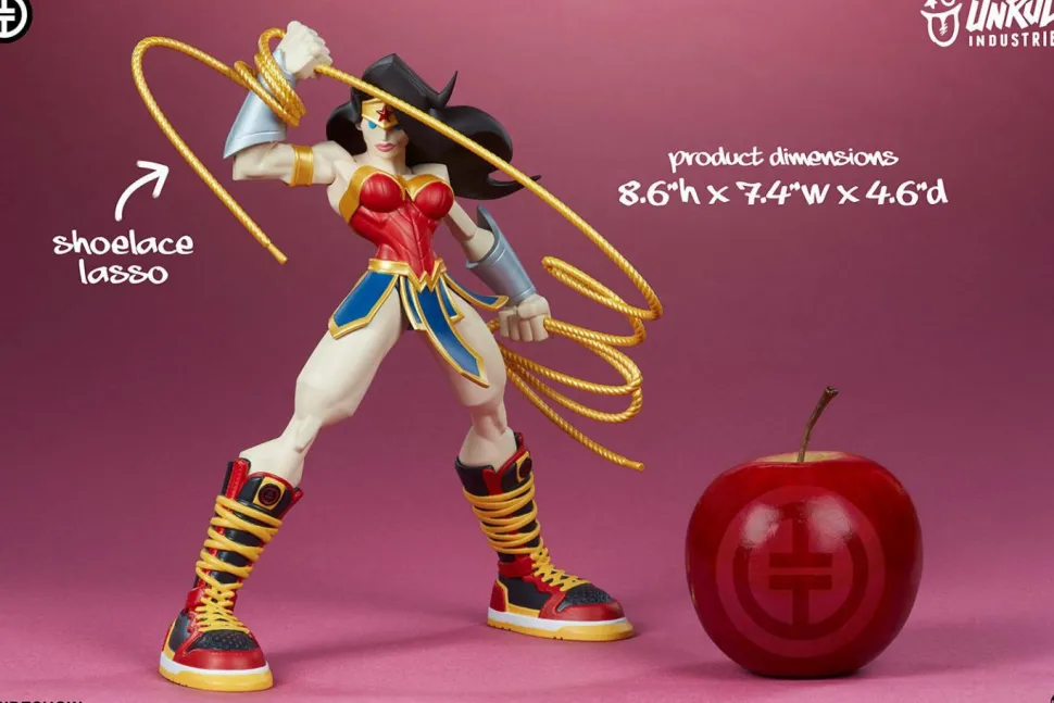 Wonder Woman - Wonder Woman 8” Vinyl Figure by Tracy Tubera