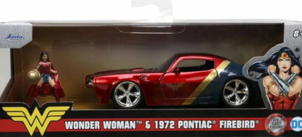 Wonder Woman - Wonder Woman & 1972 Pontiac Firebird Hollywood Rides 1/32 Scale Die-Cast Vehicle Replica
