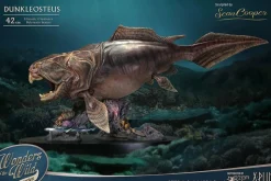 Wonders of the Wild - Dunkleosteus & Fossil Deluxe 16” Statue
