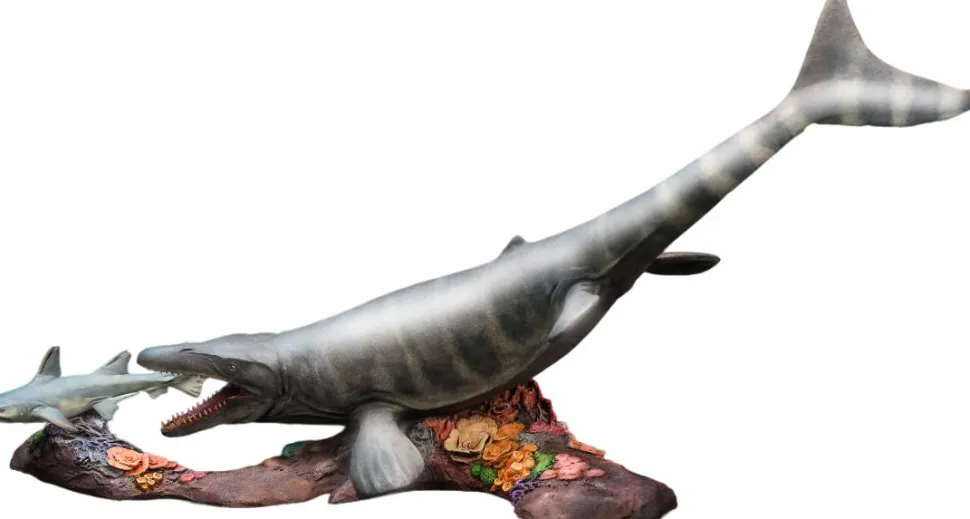 Wonders of the Wild - Mosasaurus Deluxe 16" Statue