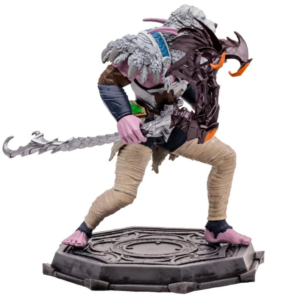 World of Warcraft - Elf Druid & Elf Rogue (Common) 1/12th Scale Posed Figure