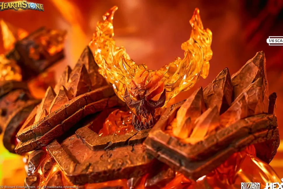 World of Warcraft - Ragnaros the Firelord 18" Statue