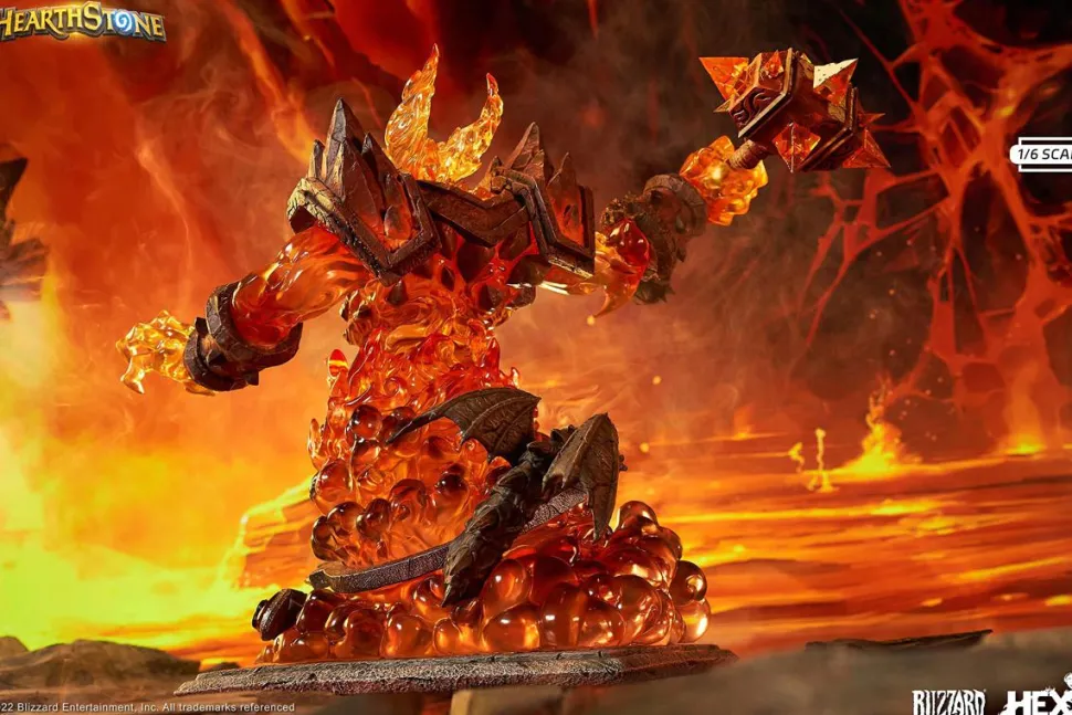World of Warcraft - Ragnaros the Firelord 18" Statue