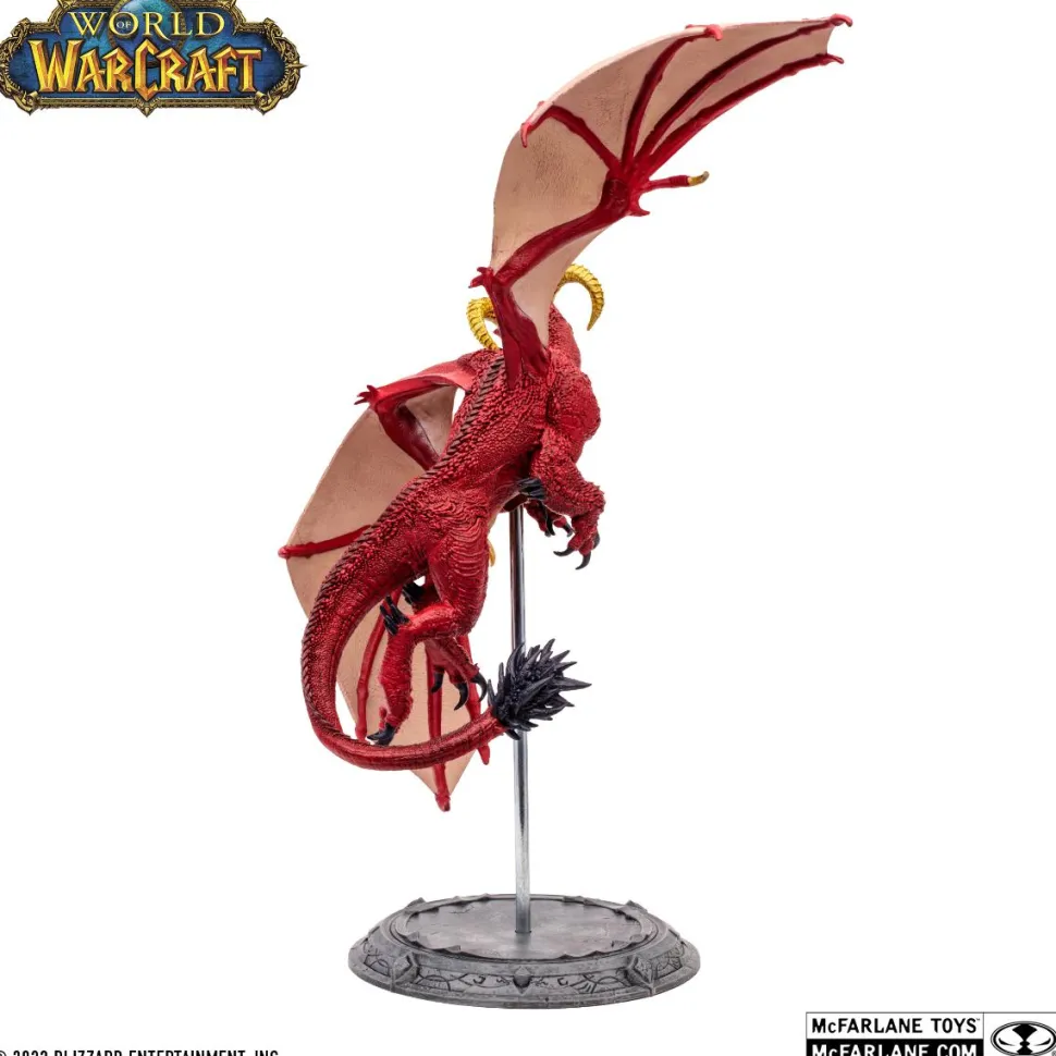 World of Warcraft - Red Highland Drake & Black Proto-Drake 1/12 Scale Posed Figure 2-Pack