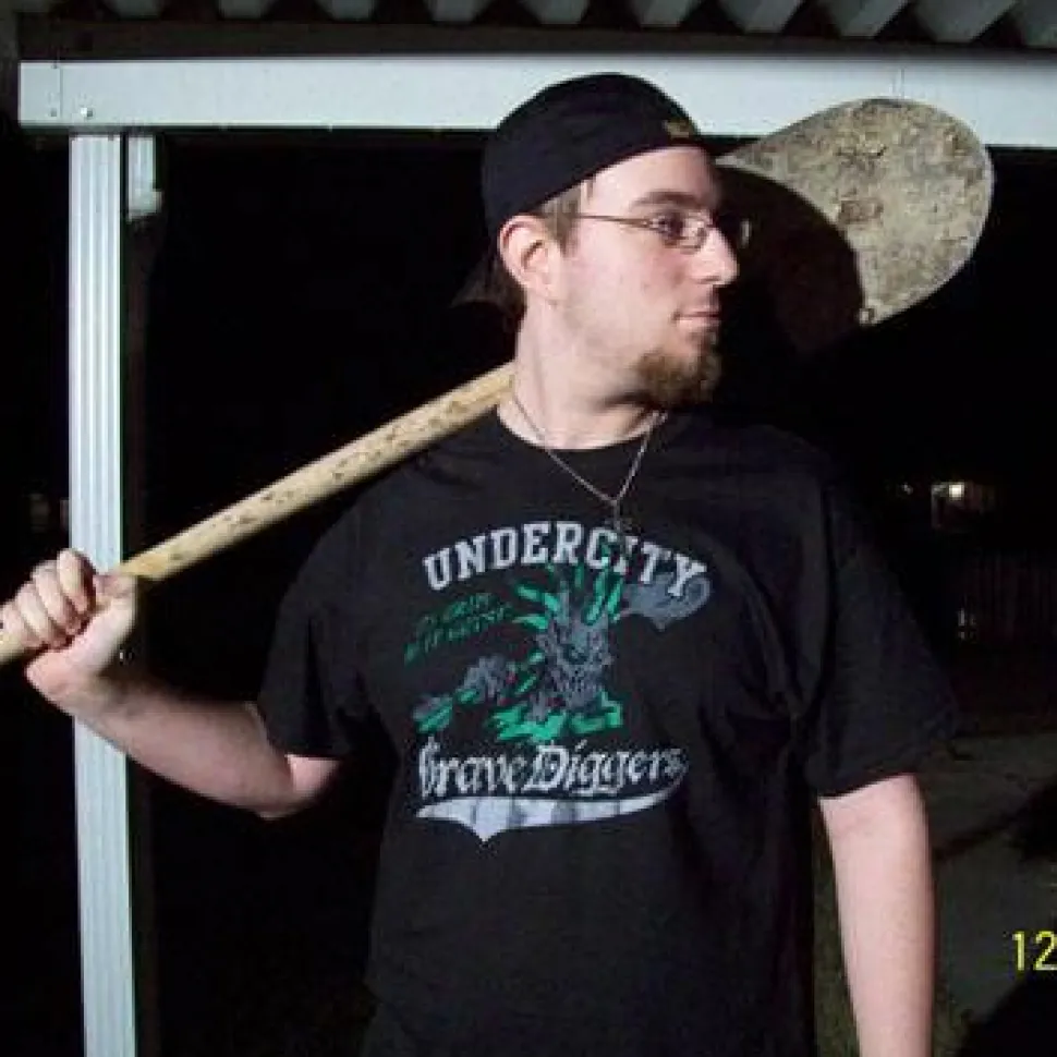 World of Warcraft - Undercity Grave Diggers Male T-Shirt