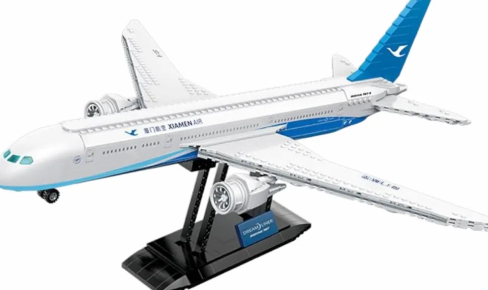 XiamenAir - Boeing 787-9 Dreamliner Building Block Construction Set (745 Pieces)