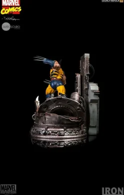 X-Men - Wolverine 1/4 Scale Diorama Statue