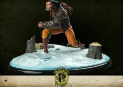 X-Men - Wolverine in Snow Premier Collection 9” Statue
