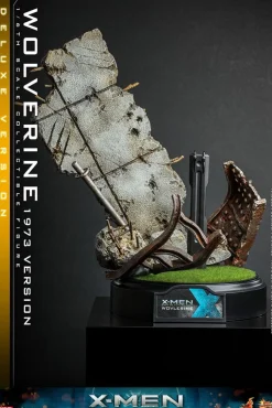 X-Men: Days of Future Past - Wolverine 1973 Version Deluxe 1/6th Scale Hot Toys Action Figure