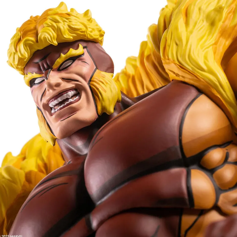 X-Men: The Animated Series - Sabretooth 1/6th Scale Action Figure