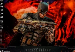 Zack Snyder's Justice League (2021) - Batman Tactical Batsuit Version 1/6th Scale Hot Toys Action Figure