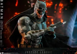 Zack Snyder's Justice League (2021) - Batman Tactical Batsuit Version 1/6th Scale Hot Toys Action Figure