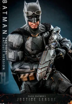 Zack Snyder's Justice League (2021) - Batman Tactical Batsuit Version 1/6th Scale Hot Toys Action Figure