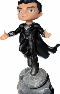 Zack Snyder’s Justice League (2021) - Superman Black Suit MiniCo 7” Vinyl Figure
