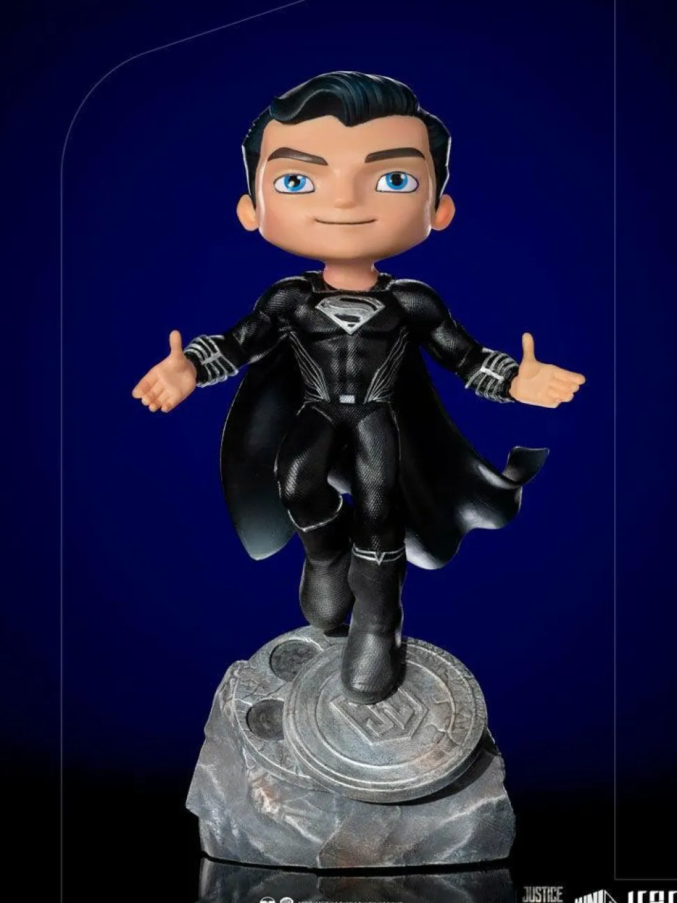 Zack Snyder’s Justice League (2021) - Superman Black Suit MiniCo 7” Vinyl Figure